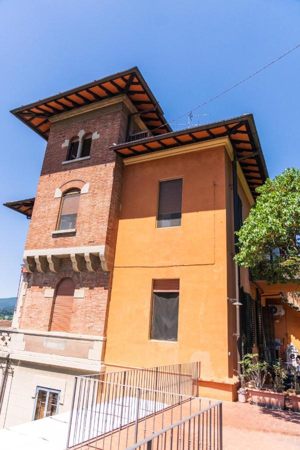 Villa Storica Apt - Dolcevita Holiday Firenze Bagian luar foto